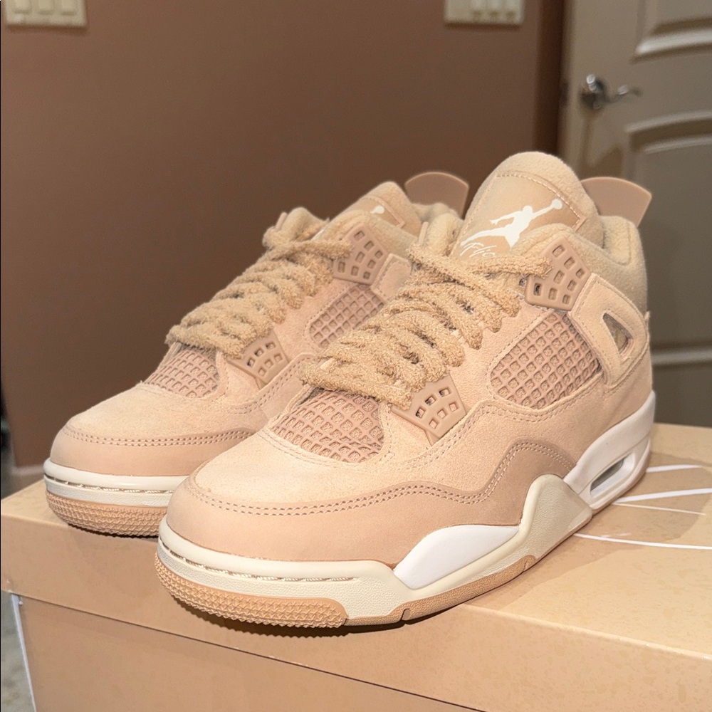 Jordan Air 4 Retro in Hemp and Orewood Brown